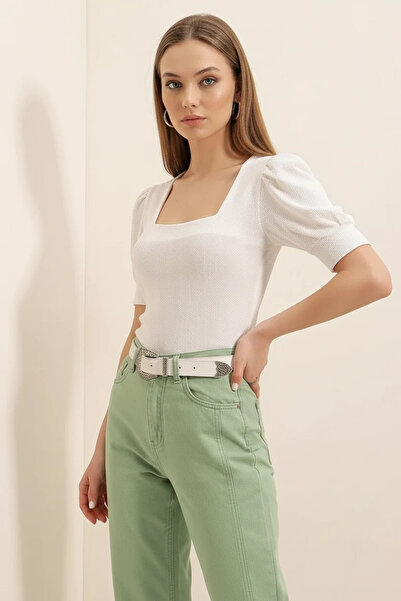buğrahayalin Women's Square Neck Short Sleeve Embossed Fabric White Blouse