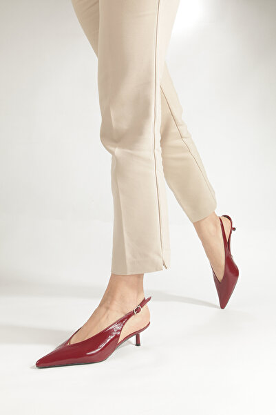 PİMORA Burgundy Crinkled Patent Leather Pointed Toe Open Back Low-Cut Toe wit...