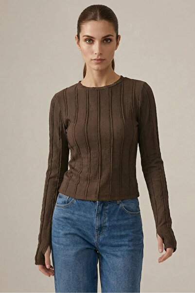 buğrahayalin Women's Round Neck Textured Knitwear Brown Blouse