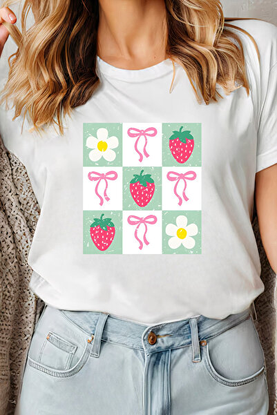 Sarah's Boutique Women's T-shirt – 100% cotton – Berry Checkers