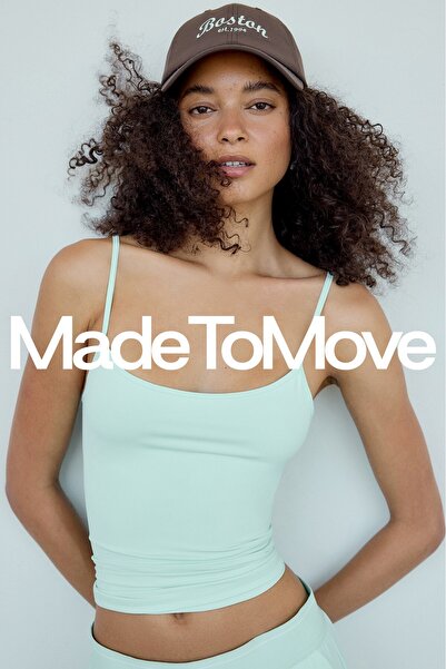 Stradivarius Basic askılı tişört