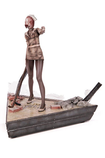 First 4 Figures First4Figures Silent Hill 2 (Asistentă medicală cu cap de bal...
