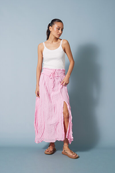 Nisan Ripple-Detail Skirt Pink