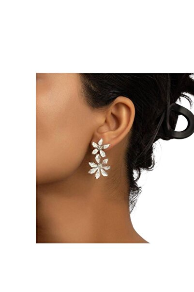 OEM Cercei metalici, argintii, in forma de floare dubla, eleganti