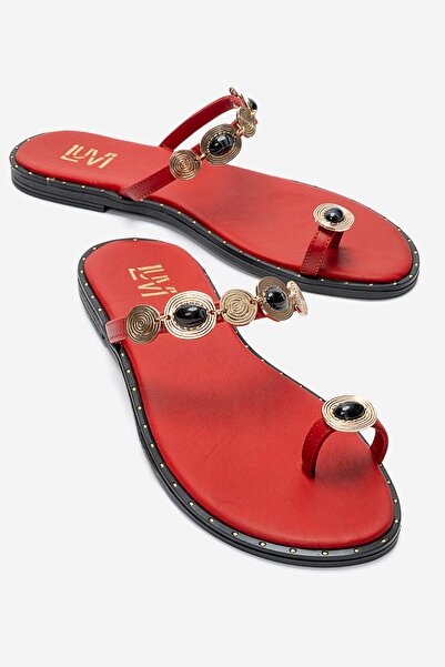 LuviShoes شبشب نسائي من الجلد الطبيعي بإبزيم أحمر من مارتينيز
