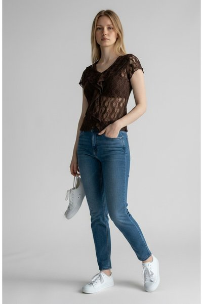 Lavinza Short Sleeve Lace Blouse