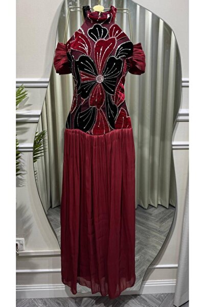 led style Embroidered High-Neck Dress with Luxurious Floral Details