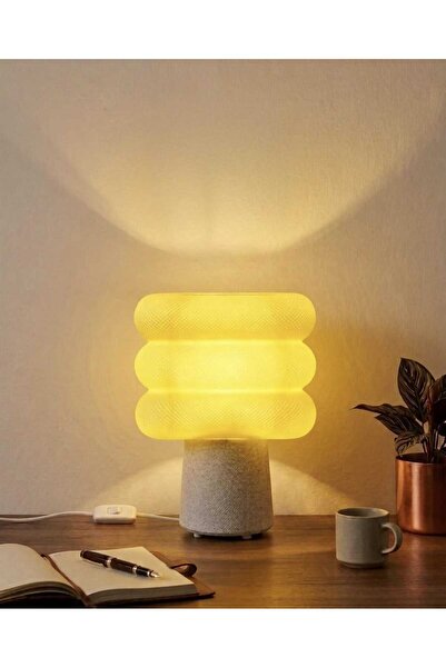 OK-KA Store Aesthetic Triangle Table Lamp