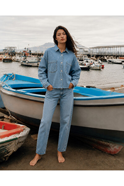 Safari Women's Washed Denim Shirt Jacket Double Pockets Raw Cut Crop Shirt