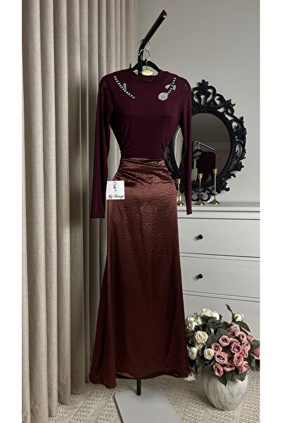 MYGROUP Elegant Two-Piece Maxi Evening Dress Featuring a Satin Skirt and a Se...