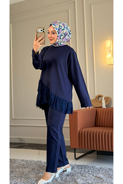 Suede Style 6527 - طقم نسائي كاجوال أنيق ومريح بتصميم متقاطع من قماش فورتكس