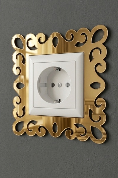 Lumin Desenli Gold Pleksi Priz Arkalığı - 1 mm İnce Zarif Tasarım 10'lu Set (İç Ölçü 8,2x8,2 cm)