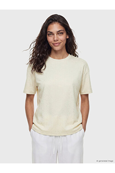 LC Waikiki Rmz Gi̇yi̇m Farkiyla Shiny Look Soft Touch Women's T-Shirt
