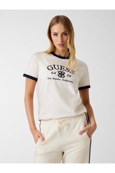 Guess Hoshi Kadın Aktif Regular Fit T-Shirt