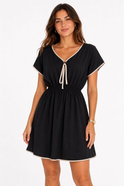 MYCPARL Piping Detailed Waist Gathered V-Neck Short Sleeve Transparent Pareo/...