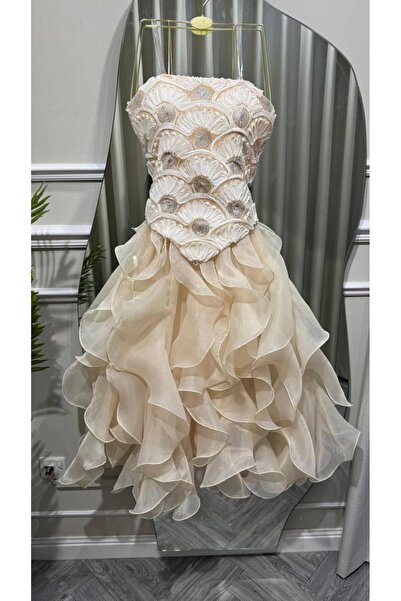 led style Short Corset Dress with Shell Embroidery and Luxurious Layered Skirt