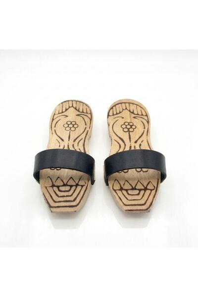 CAMİMARKET Traditional Patterned Wooden Clogs - Authentic Design