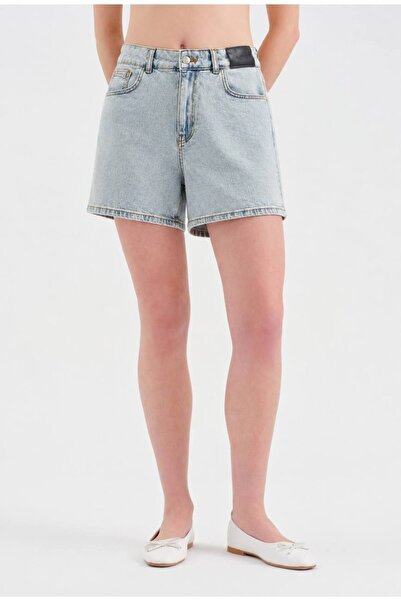 tw3 Women's Denim Fabric Shorts with Lace-Up Detail on the Back