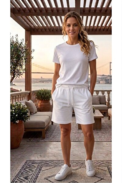 Ydn giyim Women's Soft Fabric White Shorts