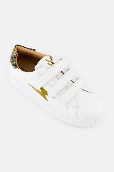 Vanessa Wu Women Susan Velcro Closure Casual Shoes, White