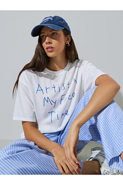 Styli White Oversized Slogan Print T-Shirt
