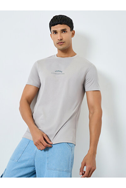 Styli Men Grey Slogan Print Regular Fit T-Shirt