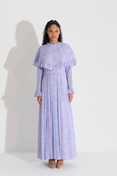 miha Hicran Önal Chiffon Dress with Attached Overlay Cape Lila