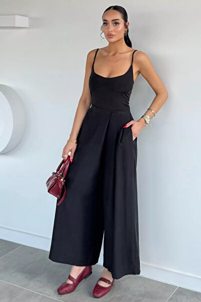 Aryena Black Women's Pleated Wide-Leg Pants