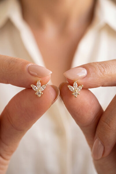 Elika Silver Minimal Lotus Earrings with Zircon Stones