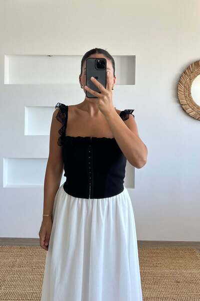 butikhola Black Lace Detailed Corset Blouse