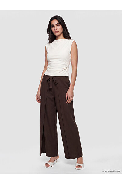 LC Waikiki Nevavm Women's Pants with Elastic Waist and Difference in Color