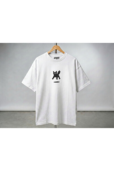 Oversize Cat Scared T-Shirt