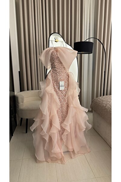 Nareen Fashion فستان سهرة فاخر بلون الوردي البودري الناعم، يجمع بين الفخامة و...