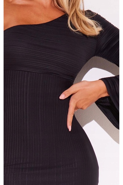 NO BRAND Rochie neagră plisată pe un umăr, lungime midi, Prettylittlething 42