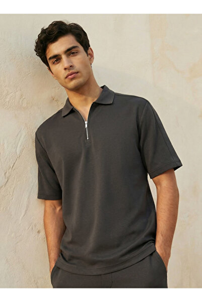 Love Pangolin Men Half Zip Polo T-shirt