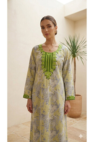 Maison Emarat Floral Embroidered Jalabiya – Elegant Modest Maxi Dress for Women