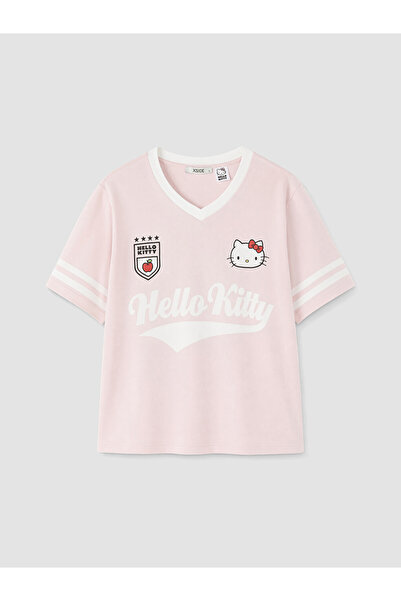 LC Waikiki Pembe Hello Kitty Baskılı Pamuklu Kadın Tişört