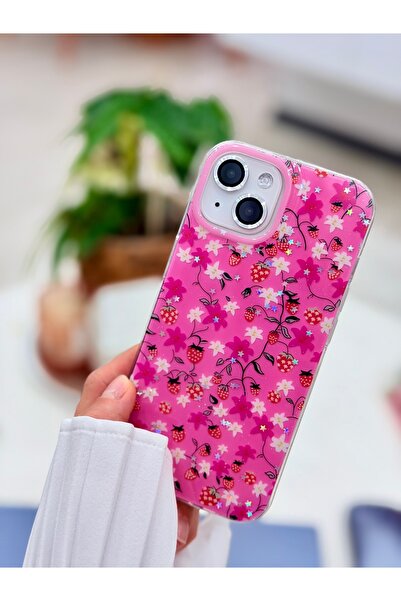Go Aksesuar Iphone 14 Plus - 15 Plus Uyumlu Çilek Tasarımlı Parlak Silikon Kılıf