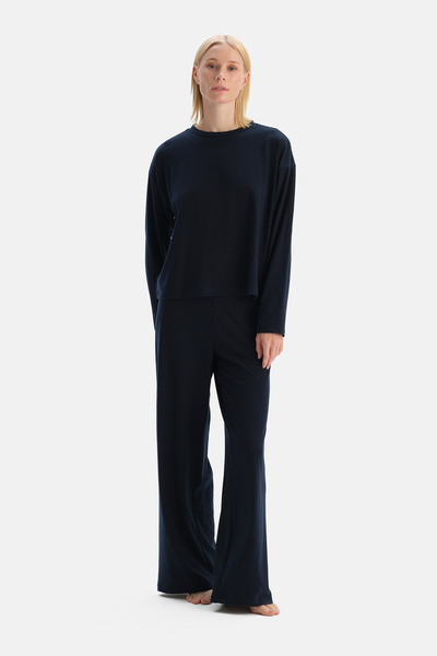 Dagi Navy Blue Soft Touch T-Shirt and Pants Set