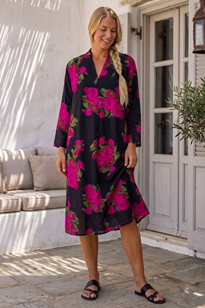 Chiccy Black-Fuchsia V-Neck 3/4 Sleeve Hidden Pocket Pleated Floral Printed C...