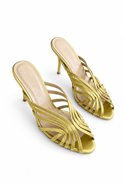 Eataly Shoes نعال بكعب رفيع باللون الأخضر الساتان