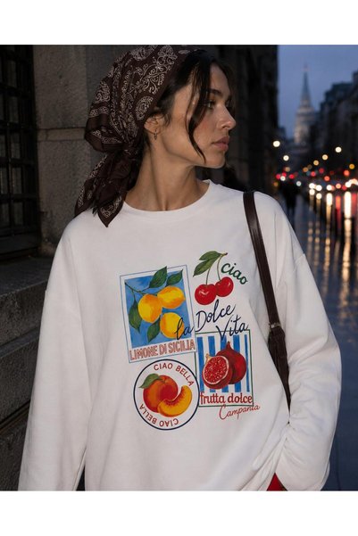 Hira Clothing Beyaz Dolce Vita Baskılı Tesettüre Uygun Uzun Kollu Pamuklu T-Shirt\Bluz
