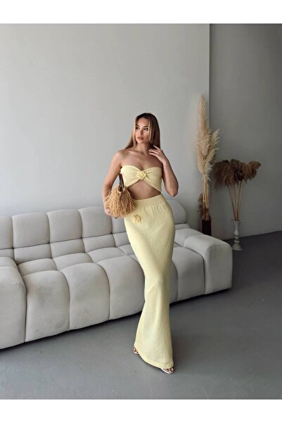 Paraf style Gül Detaylı Crop Etek Yazlık Triko Alt Üst Takım