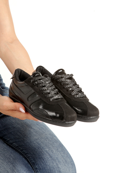 RoseVeno Kadın Siyaha Siyah Sneaker Günlük Spor Ayakkabı Rahat Retro Süet Det...
