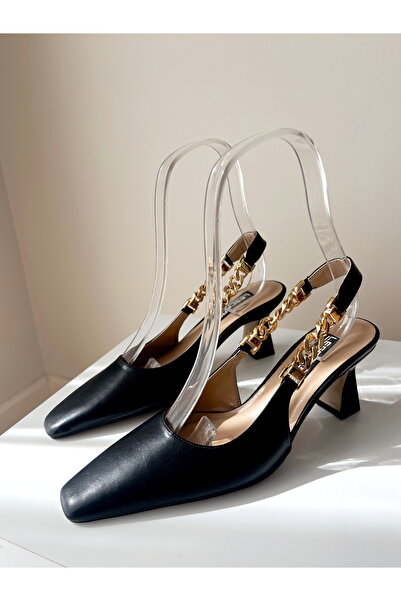 labor Selection Gol Chain Detail Blunt Toe Stiletto Leather-Look