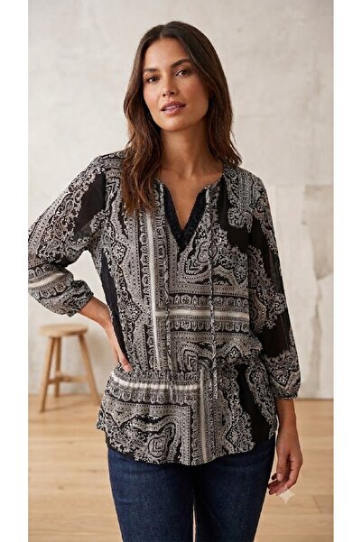 Ahenk Black and White Chiffon Blouse