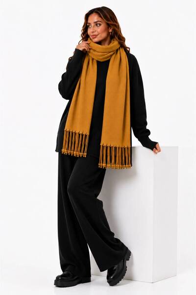 HIRA CO. Women's Knitwear Scarf with Tassels, Soft Textured Winter Shawl Scarf