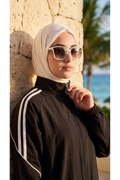 Wovi Moda Women's Striped Detail Relaxed Fit Tracksuit Set