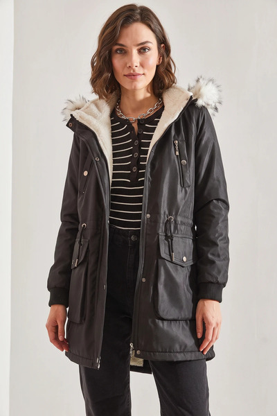 Efnaz style Women's Hooded Fur Coat with Elastic Sleeves in Black