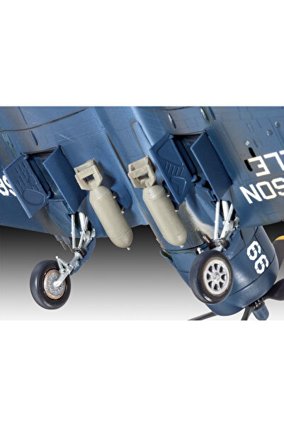 Revell 17172Z AVION 1/72 /03955/ F4U-4 CORSAIR